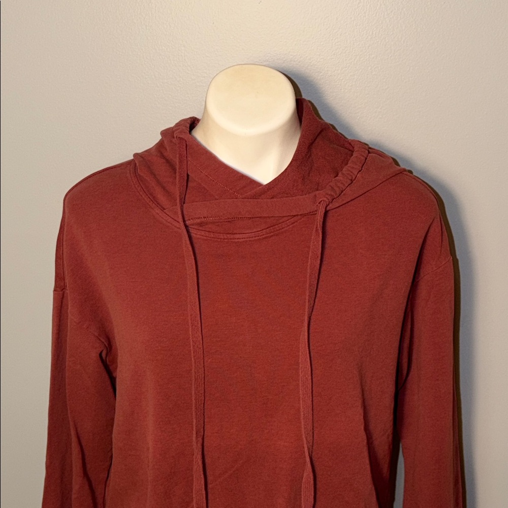 Alo Yoga Ladies Mauve Drawstring hoodie. No tags. - Picture 2 of 13